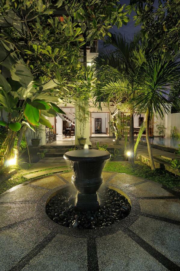 Villa Rene Seminyak  Exterior photo